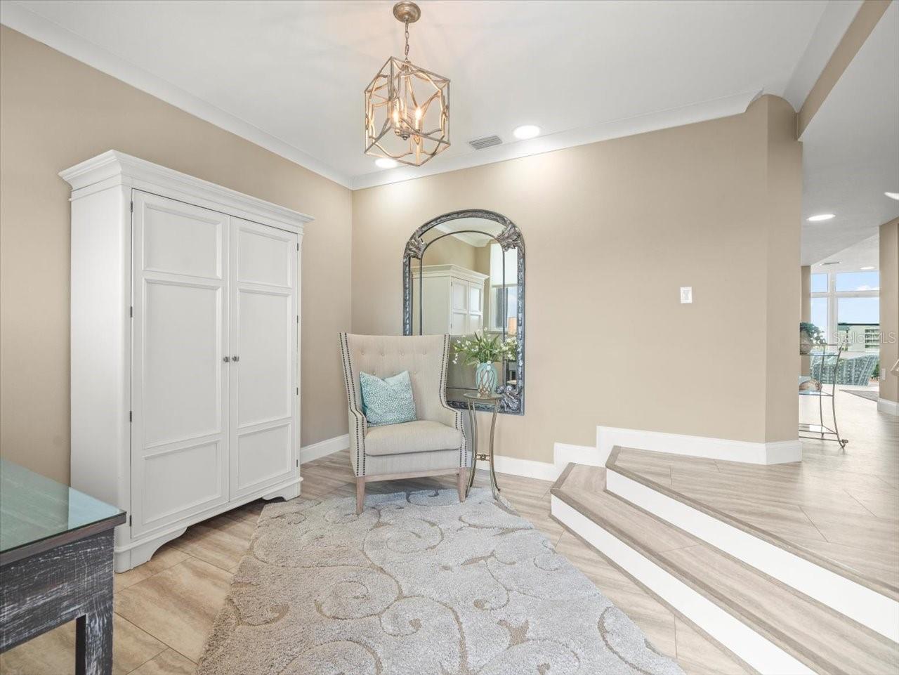Property Photo: 7600 Sun Island Drive S 804 FL 33707