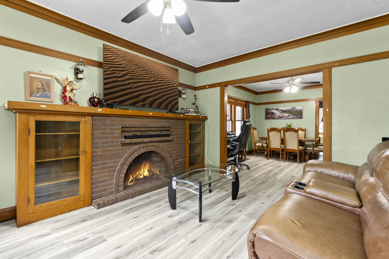 Property Photo: 1314 Wesley Avenue IL 60402