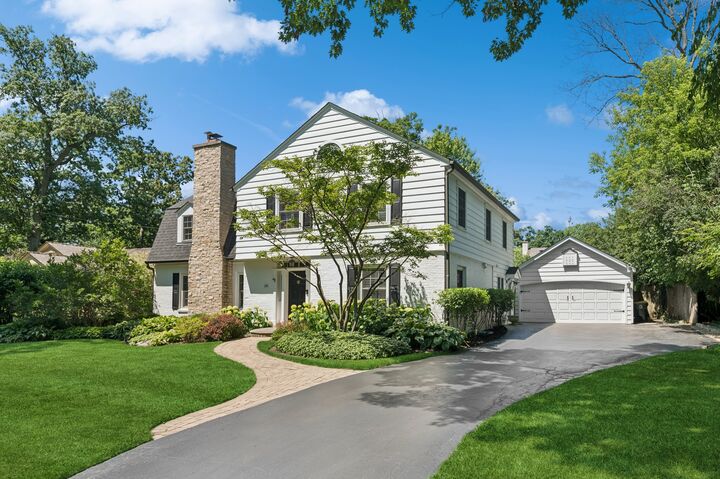 Property Photo: 251 Ravine Forest Drive IL 60044