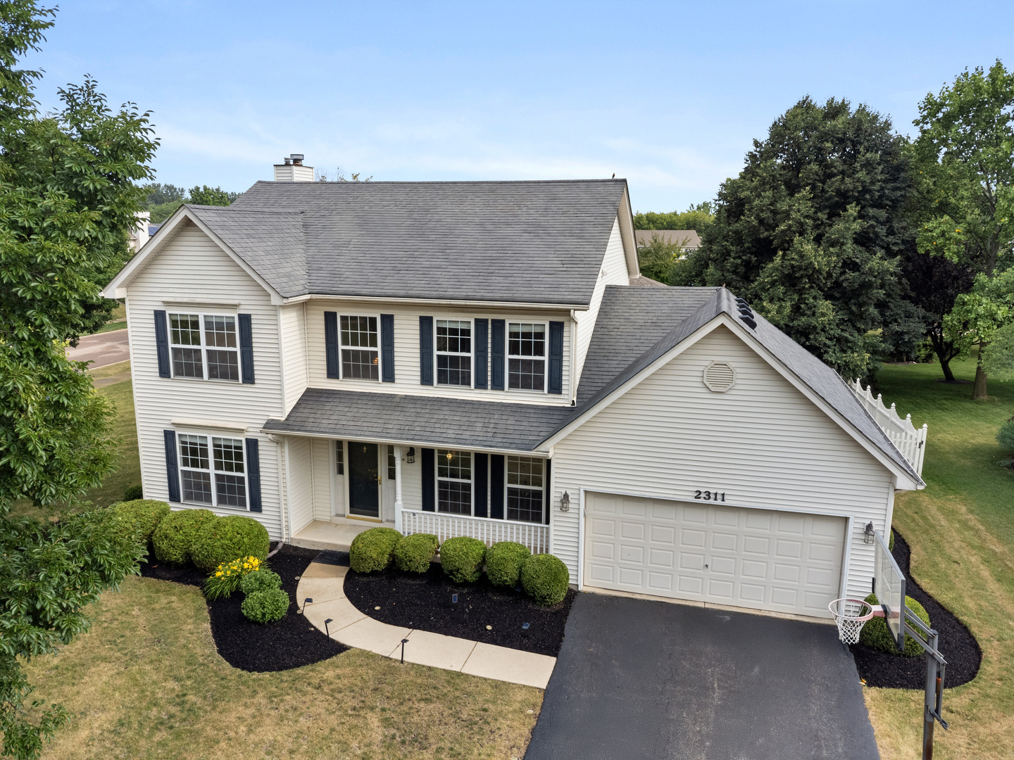 Property Photo: 2311 Tremont Avenue IL 60502