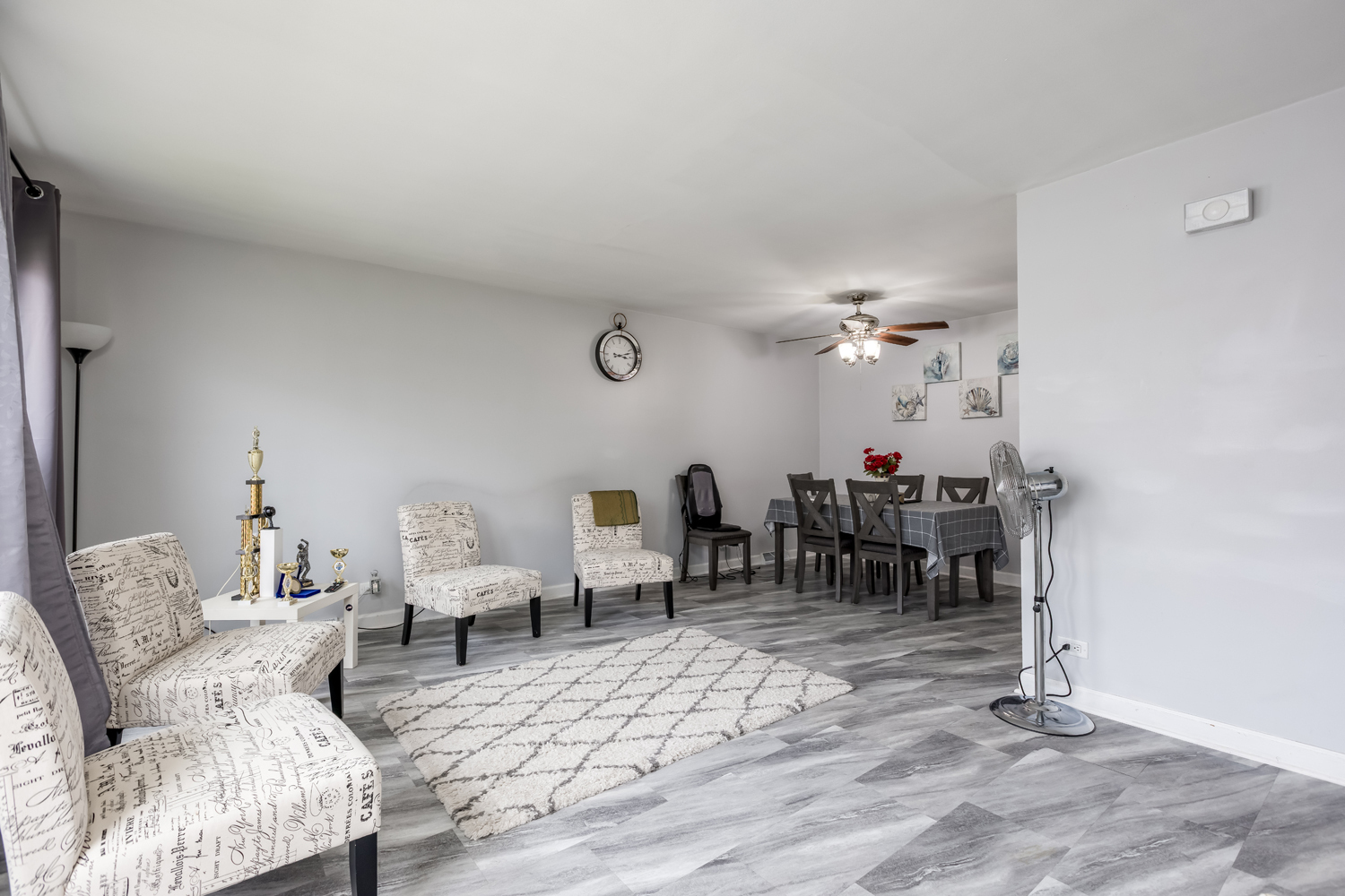 Property Photo: 8821 N Washington Street F IL 60714