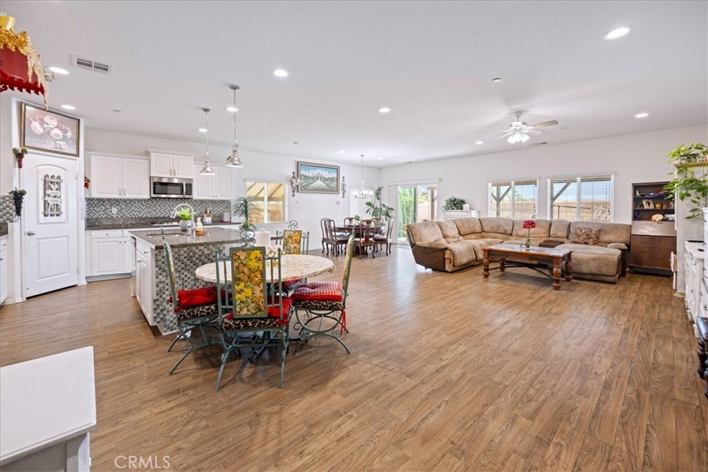 Property Photo: 26947 Mountaingate Street CA 92585