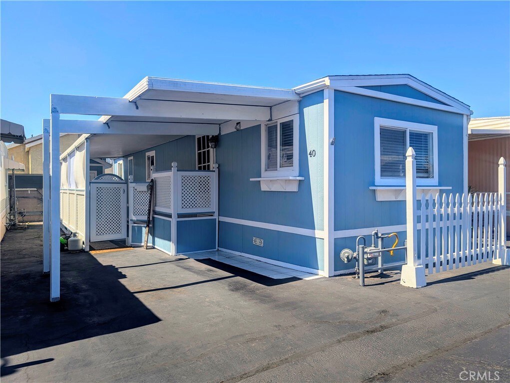 Property Photo: 20315 Denker Avenue 40 CA 90501