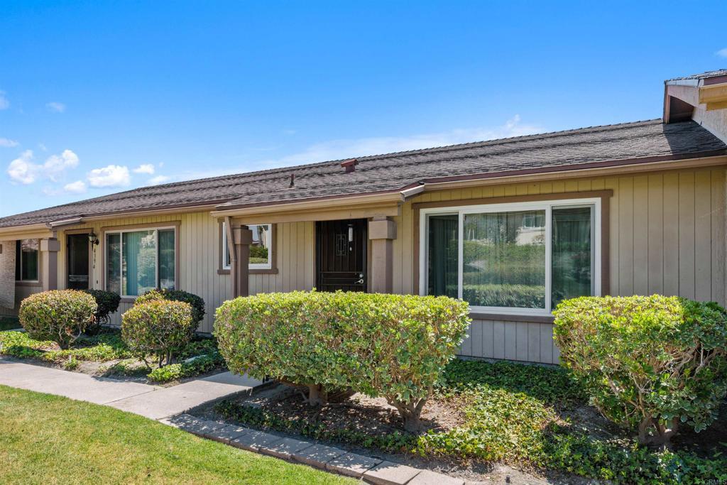 Property Photo: 4396 Albatross Way CA 92057