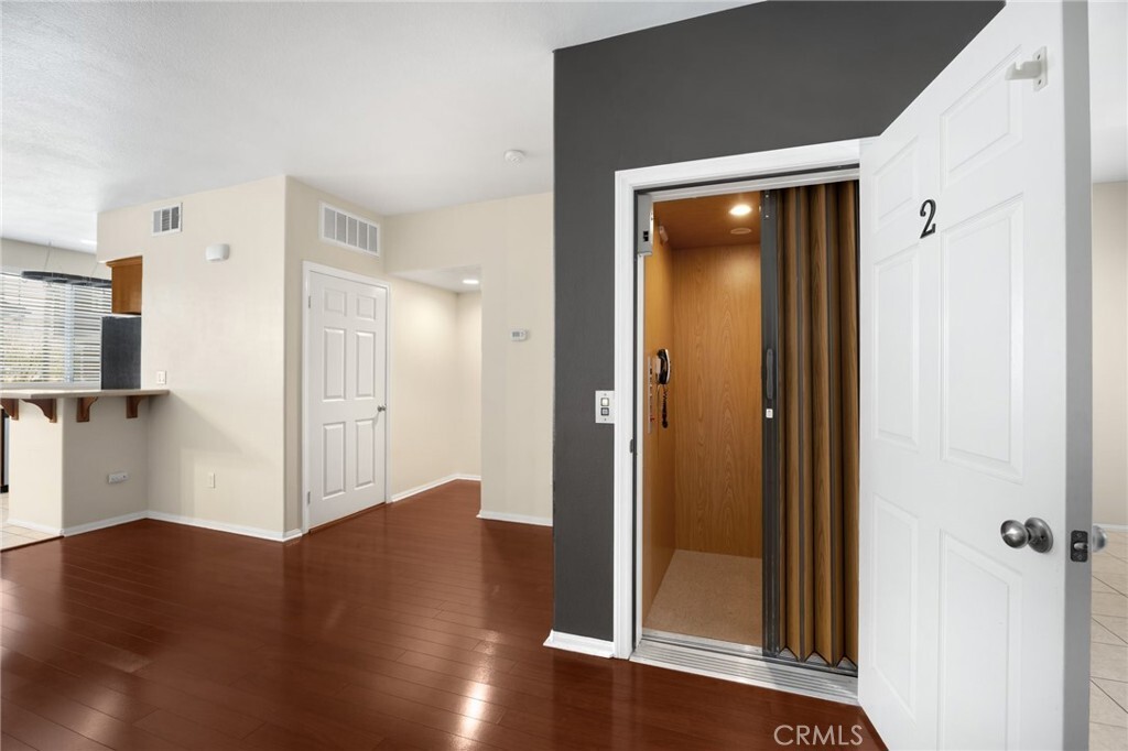 Property Photo: 1565 Ledgestone Lane CA 91767