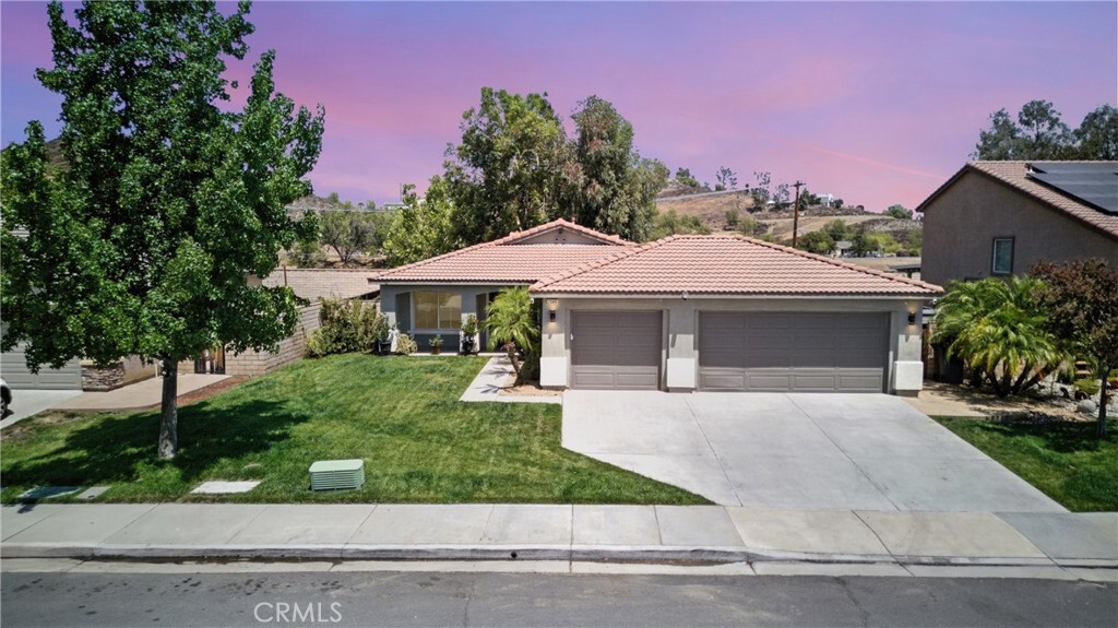 23885 Cheyenne Canyon Drive  Menifee CA 92587 photo