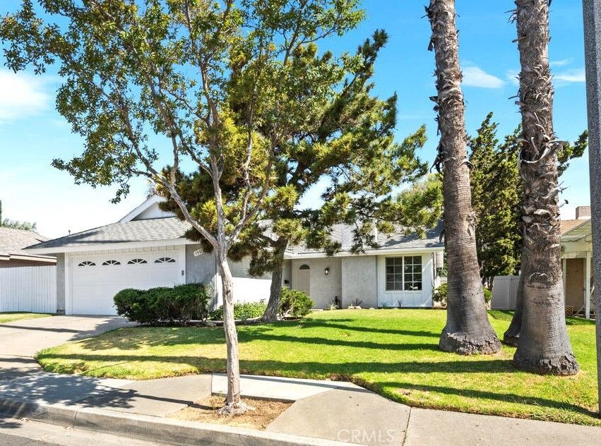 Property Photo:  19721 Dunsmuir Plaza  CA 92886 
