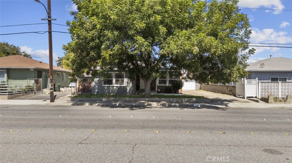 Property Photo: 2184 S Towne Avenue CA 91766