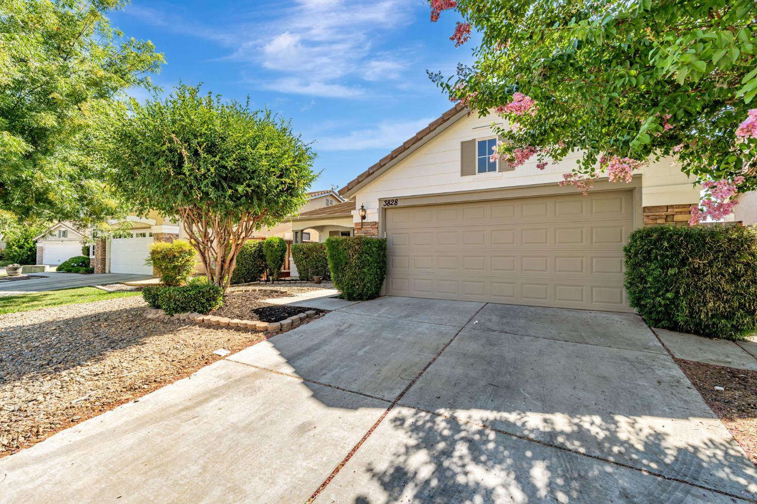 Property Photo: 3828 Tern Court CA 95340