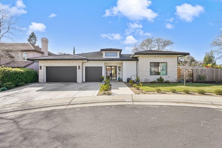 153 Chimney Bluff Court  Folsom CA 95630 photo
