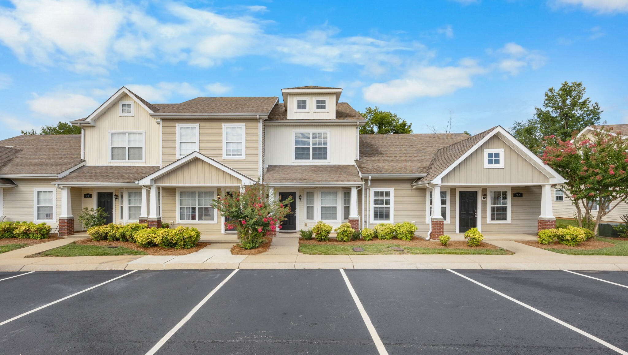 Property Photo: 25 Ellington Ter TN 37040