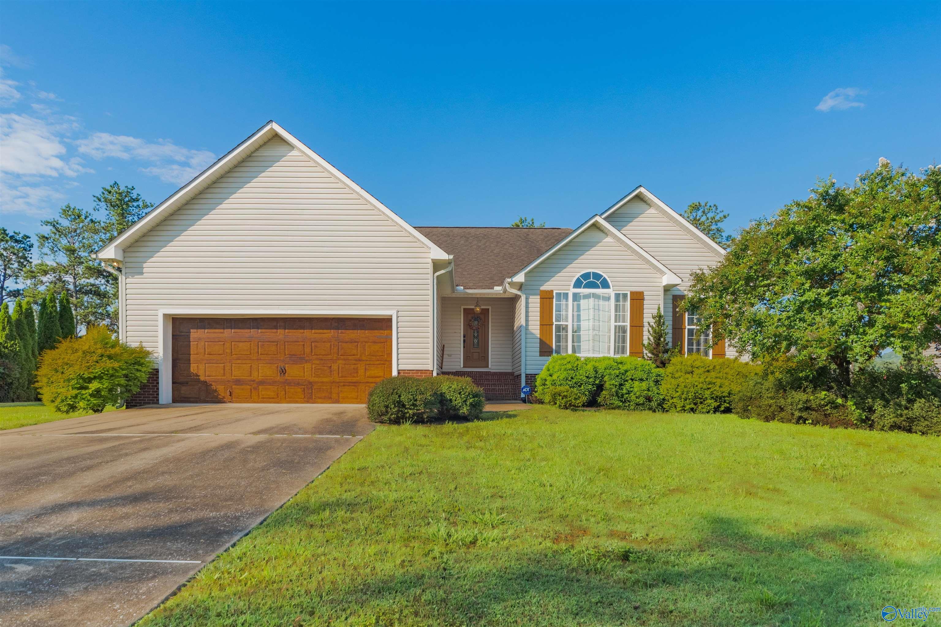 205 Camden Cove  Gadsden AL 35903 photo