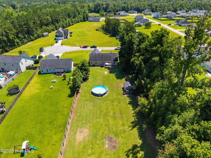 Property Photo:  203 Shady Willow Lane  NC 28546 