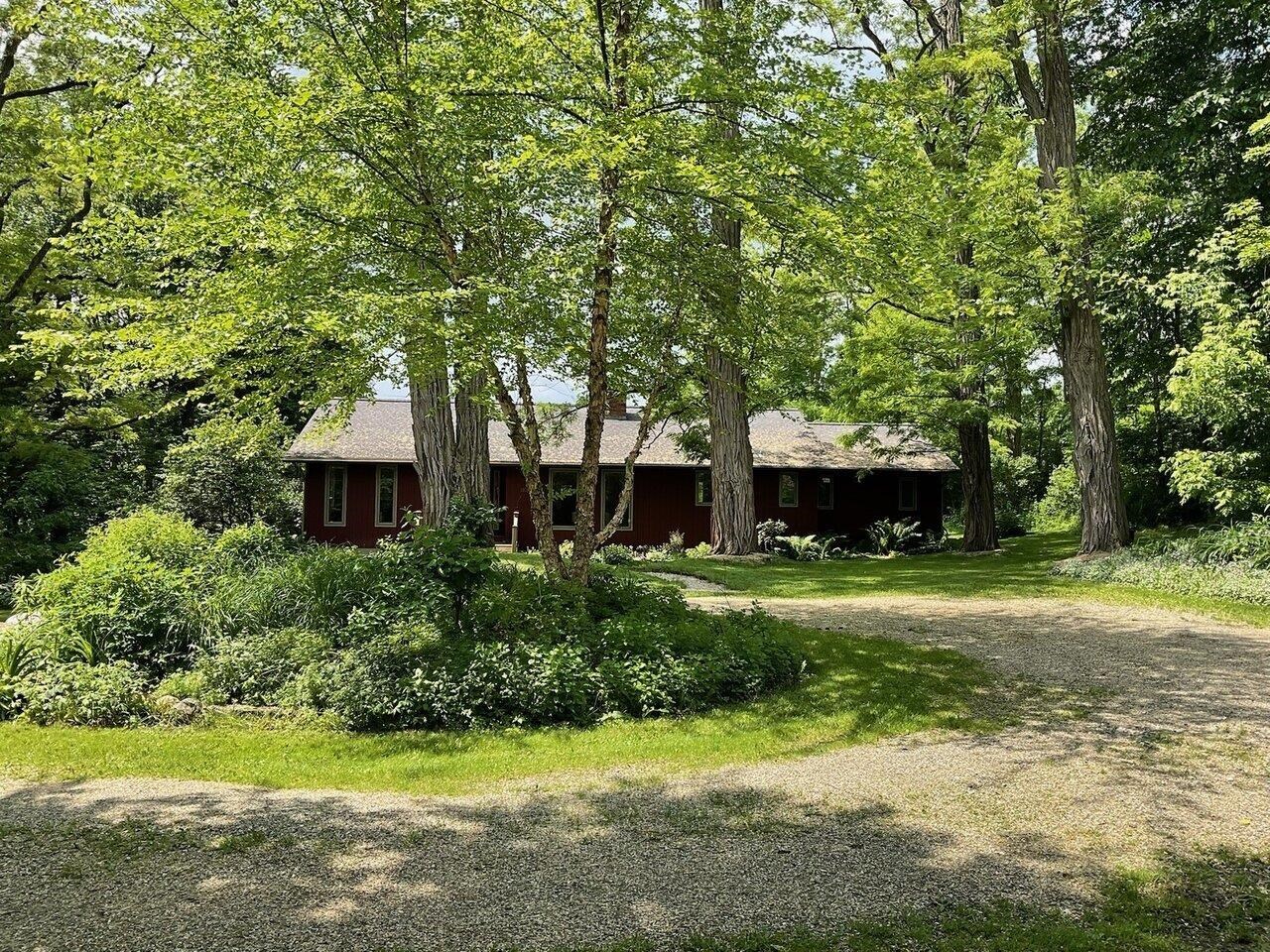 Property Photo: 531 Weed Road VT 05461
