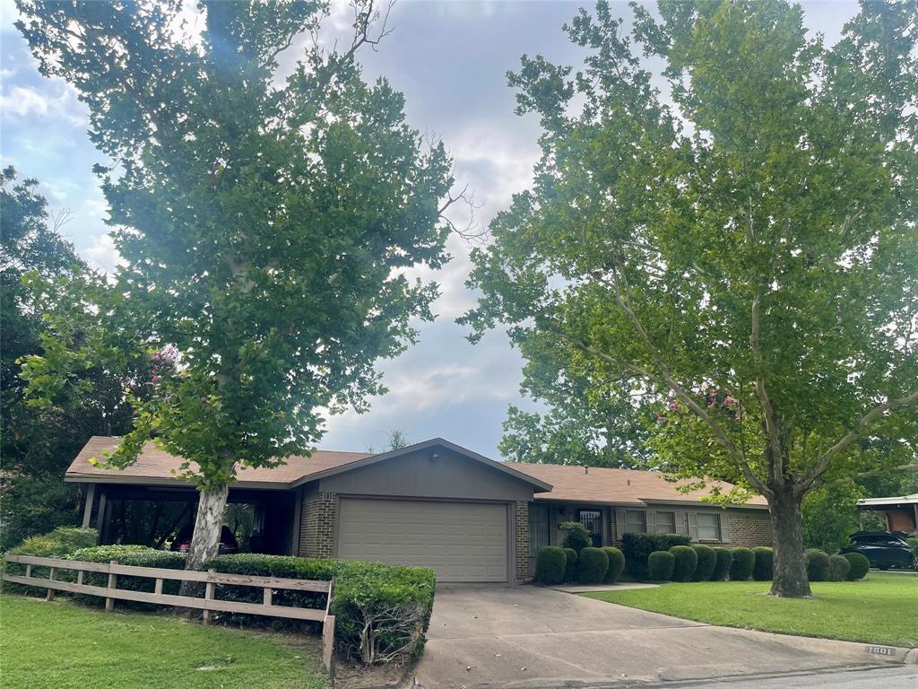 Photo de la propriété: 1601 SE 23rd Avenue TX 76067