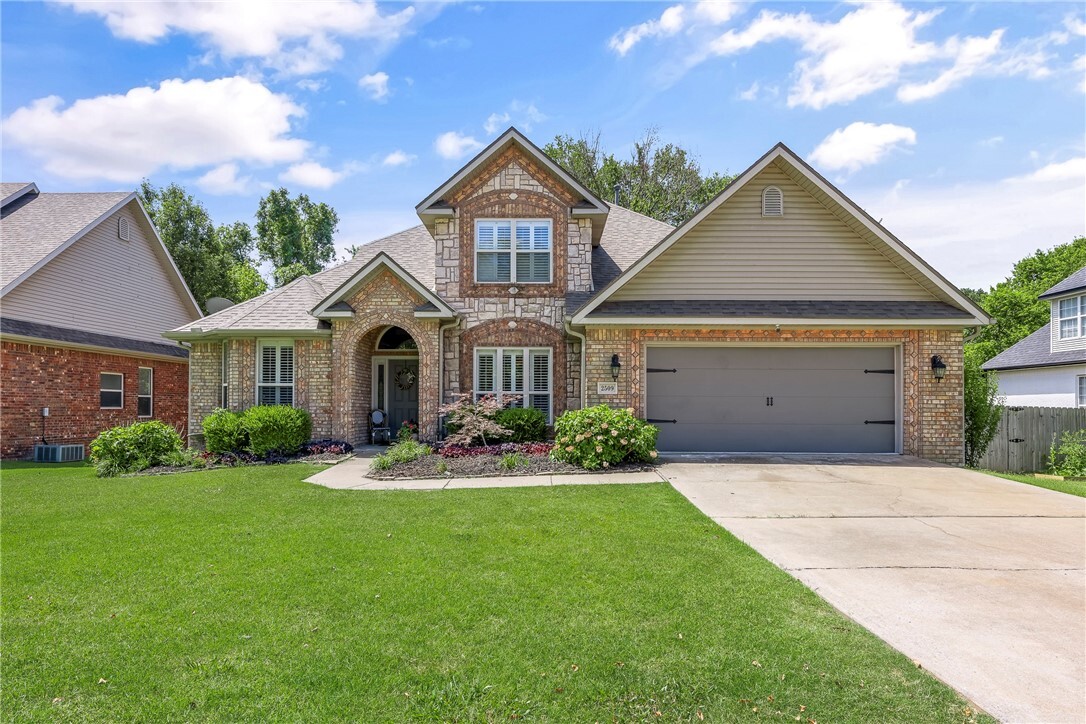 Property Photo: 2509 Magnolia Drive AR 72762