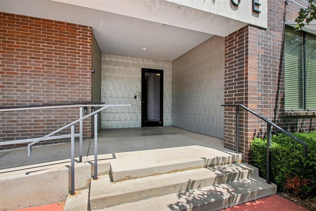 Property Photo: 444 N Central Avenue 204 OK 73104