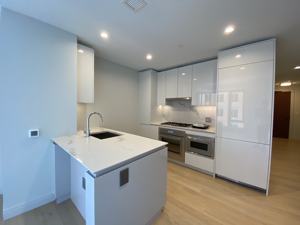 Property Photo:  135 Seaport Blvd 708  MA 02210 