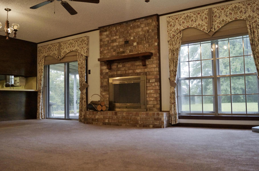 Property Photo: 505 Holly Grove Rd LA 71403