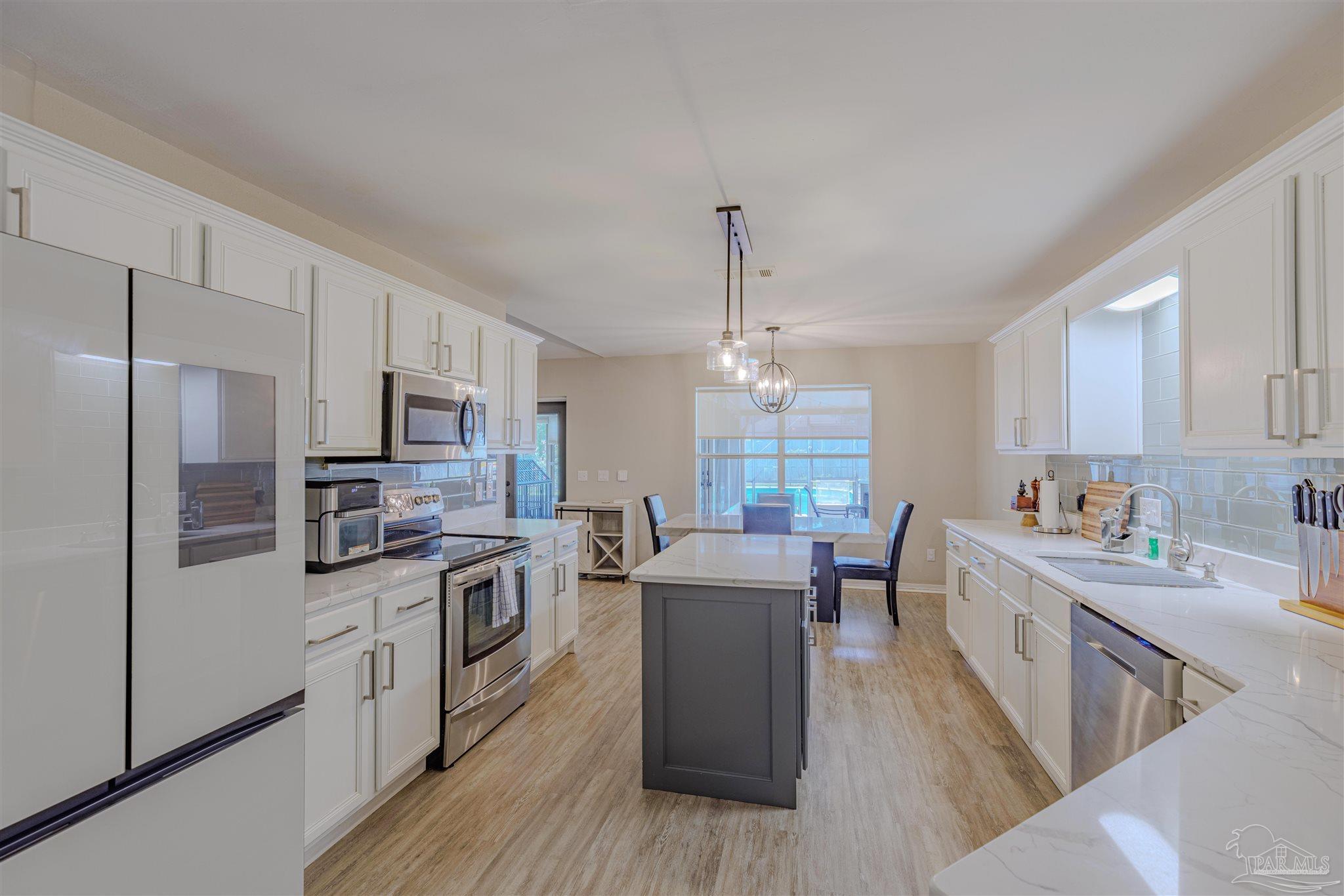 Property Photo: 7358 Brevard St FL 32566