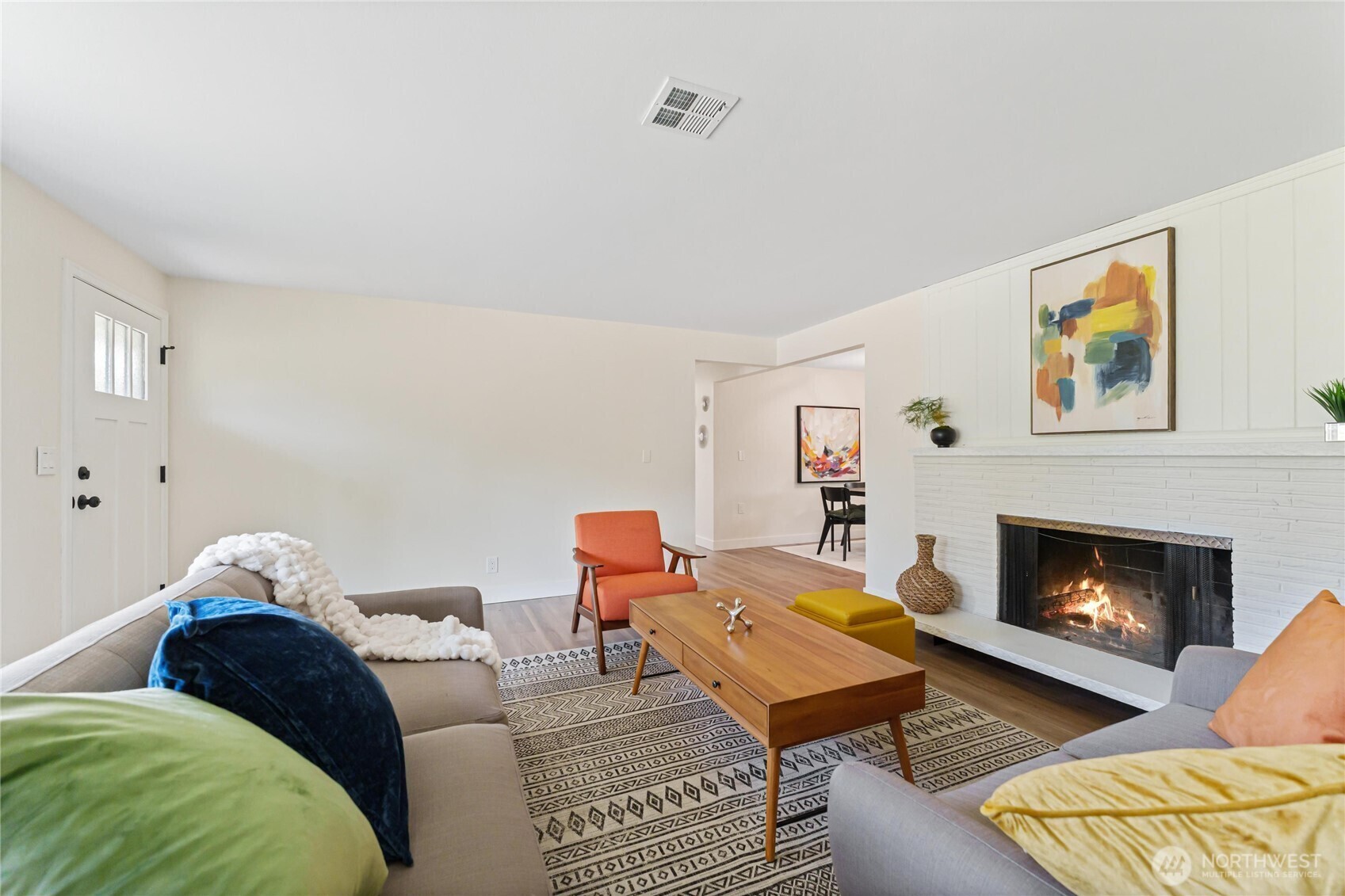 Property Photo: 22720 90th Avenue W WA 98026