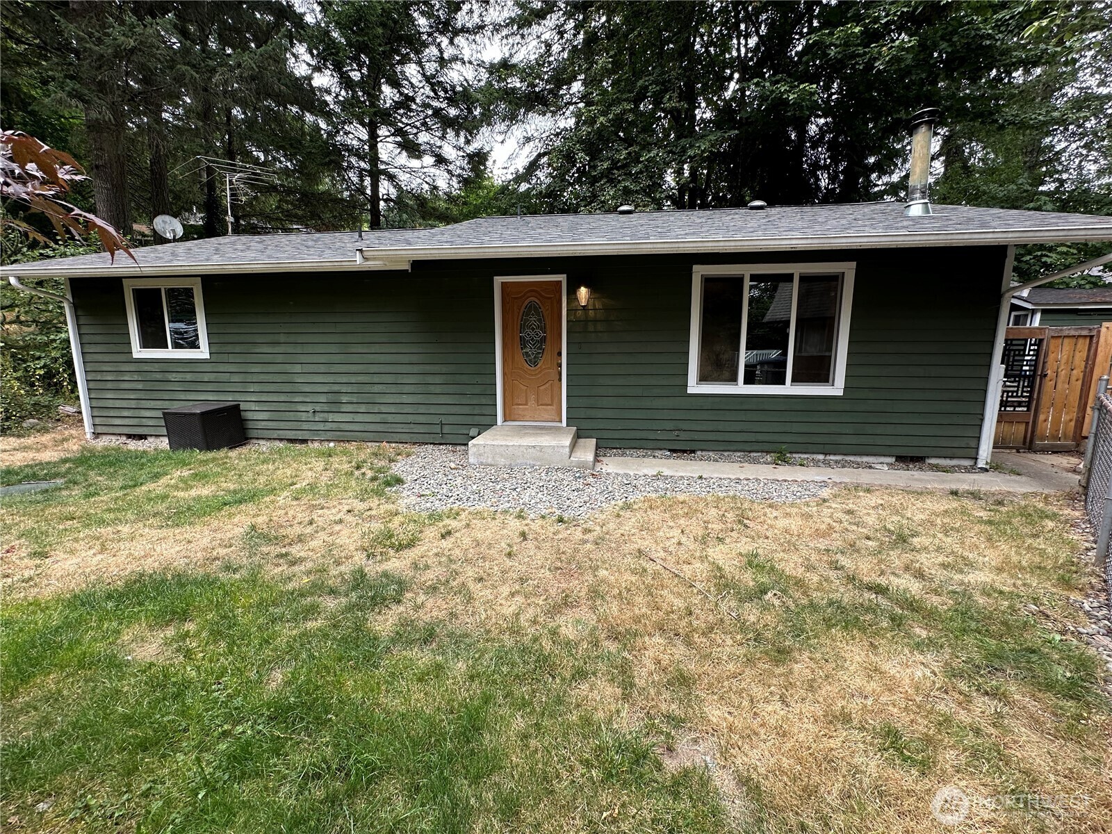 Property Photo:  90 NE Burt Court  WA 98528 