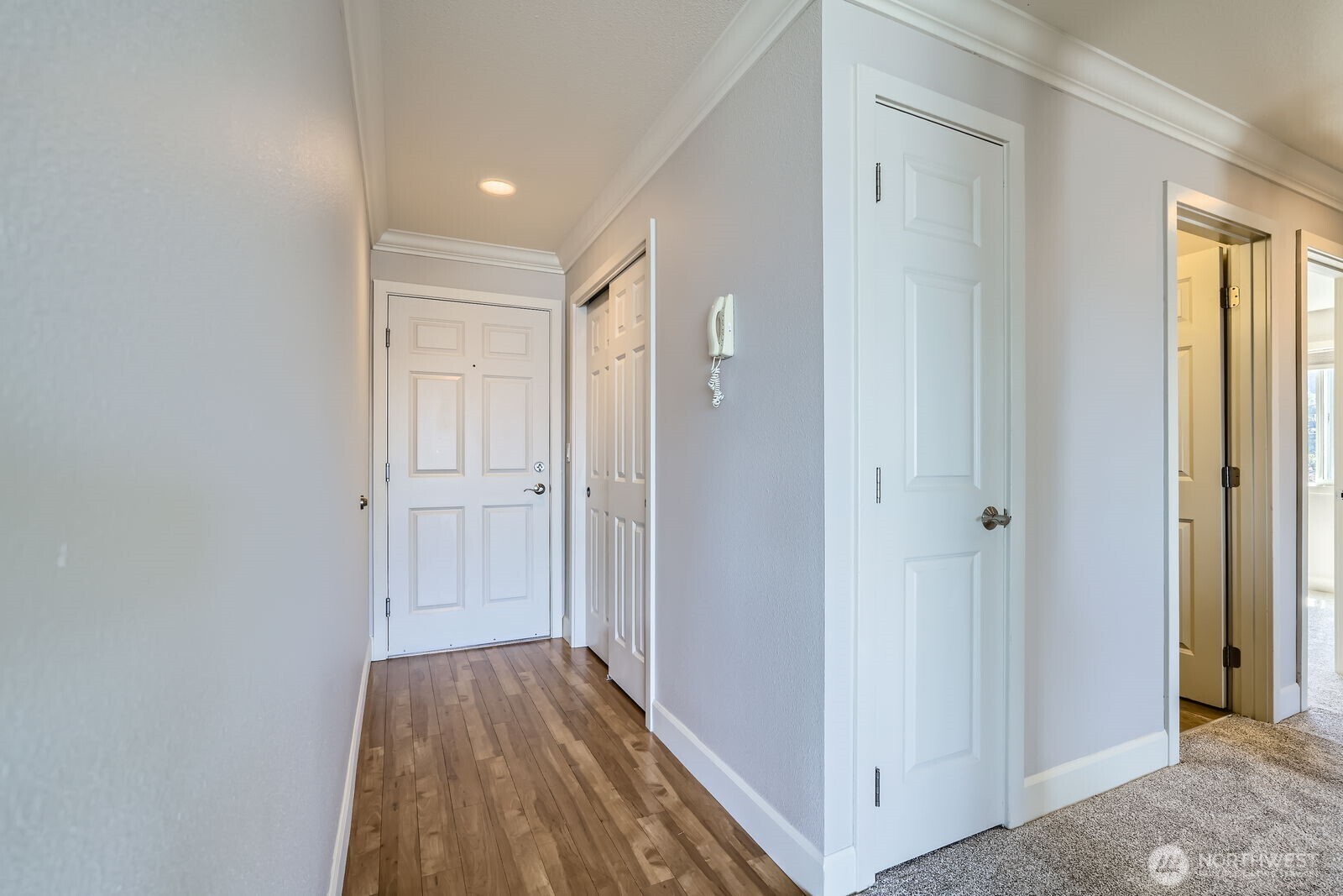 Property Photo: 2514 57th Avenue SW 301 WA 98116
