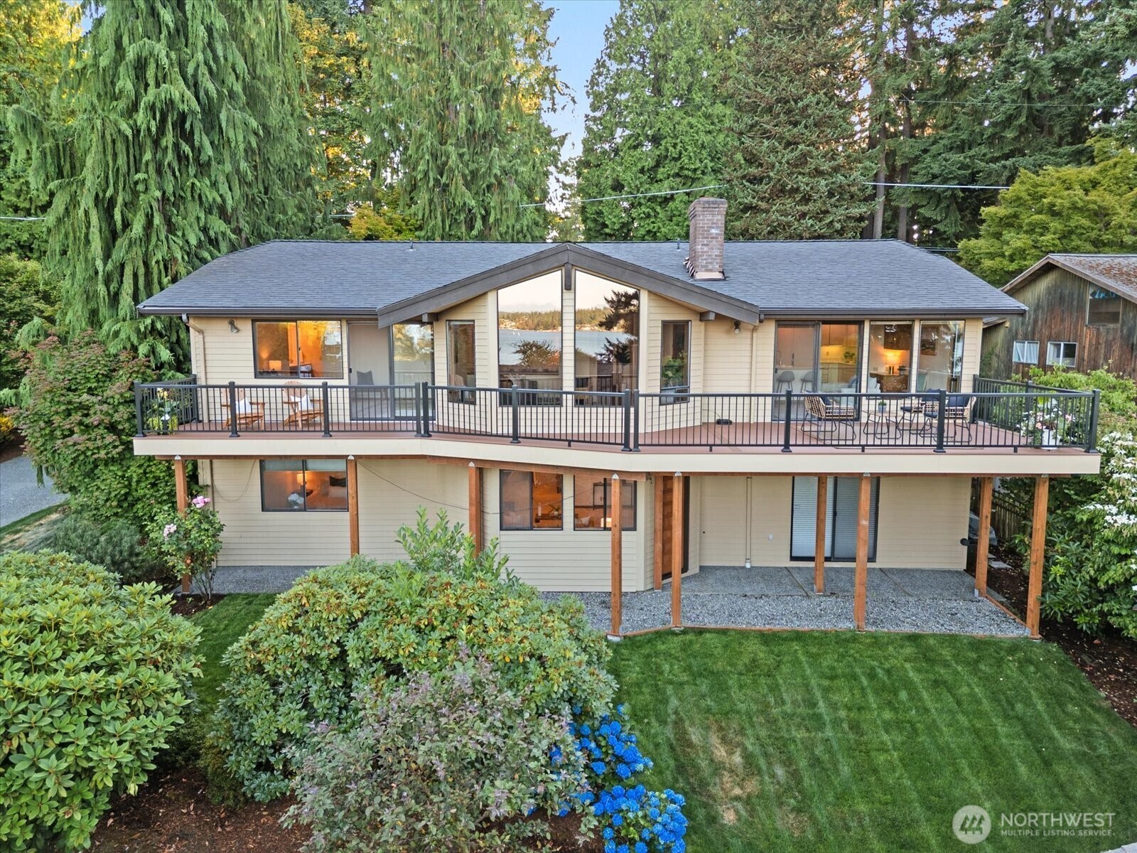 Property Photo:  9742  49th Avenue NE  WA 98115 