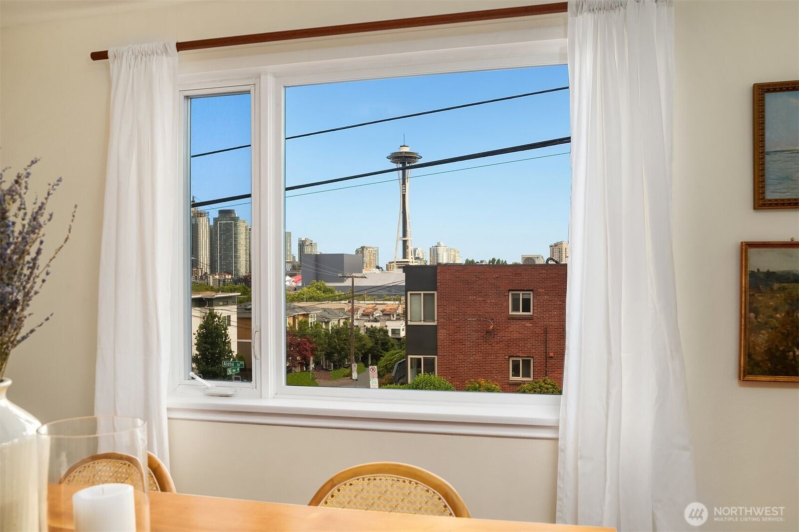 Property Photo: 228 Aloha Street 403 WA 98109