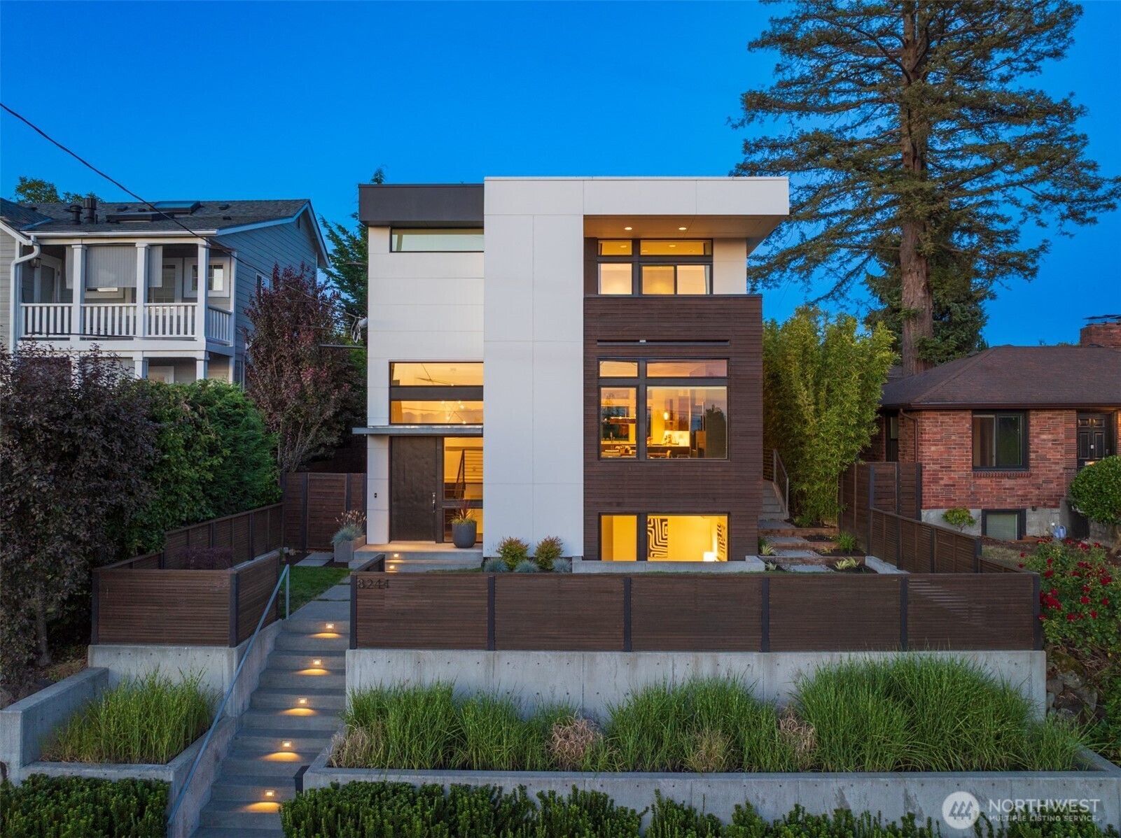 8244  2nd Avenue NE  Seattle WA 98115 photo
