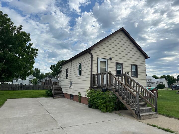 121 5th Street  Oconto WI 54153 photo