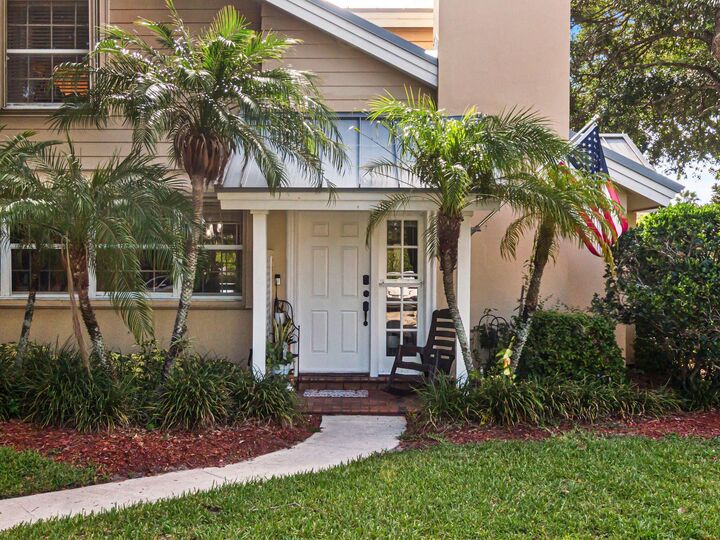 Property Photo:  1202 Copley Court  FL 33436