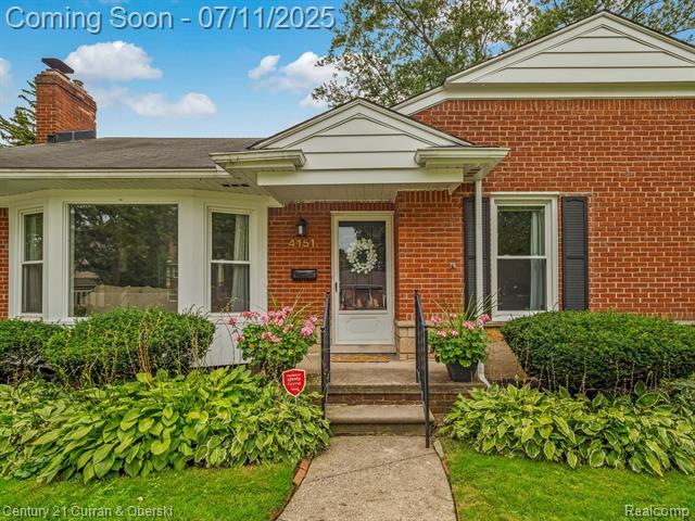 Property Photo: 4151 Seminole Drive MI 48073