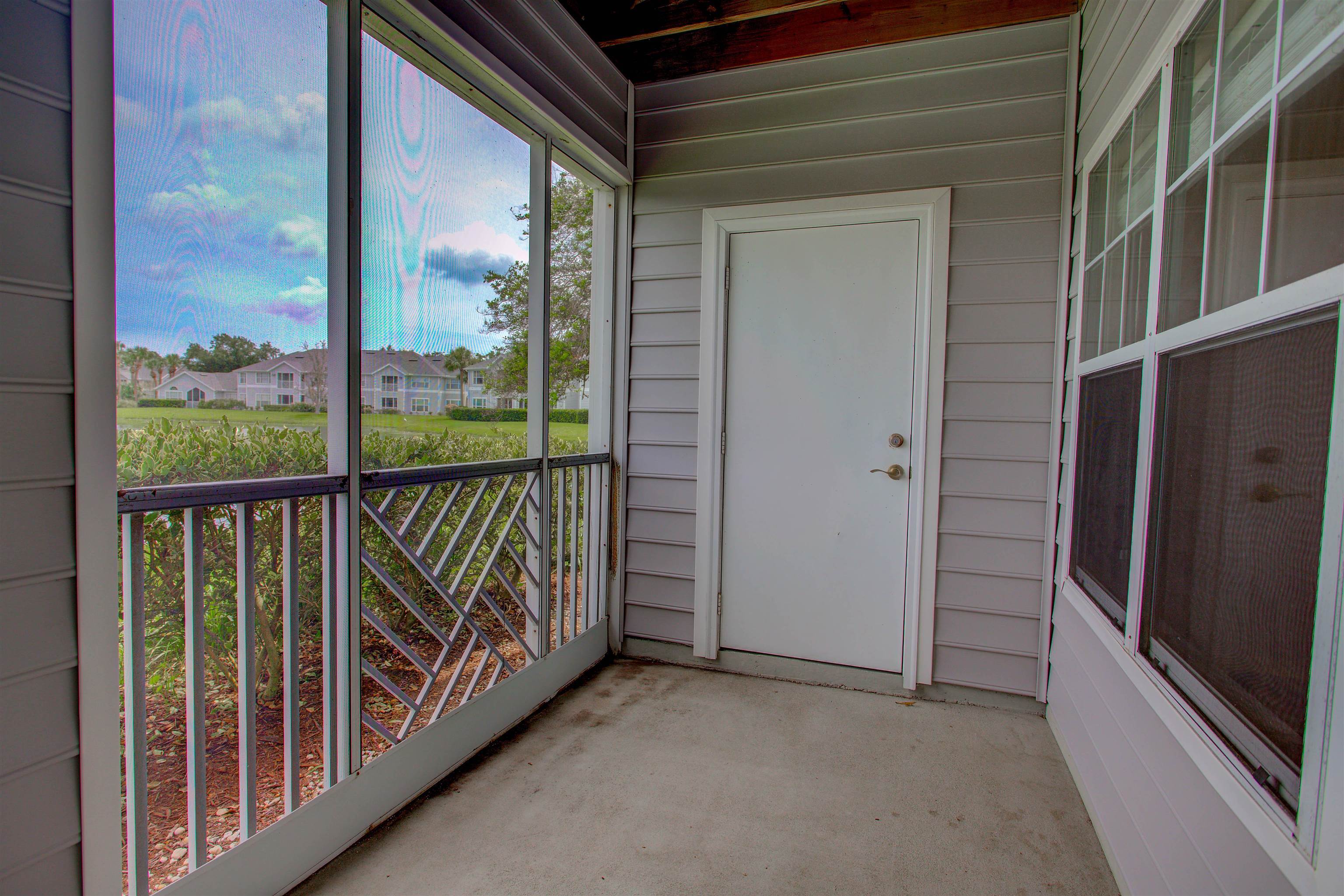 Property Photo: 20102 Harbour Vista Cir FL 32080