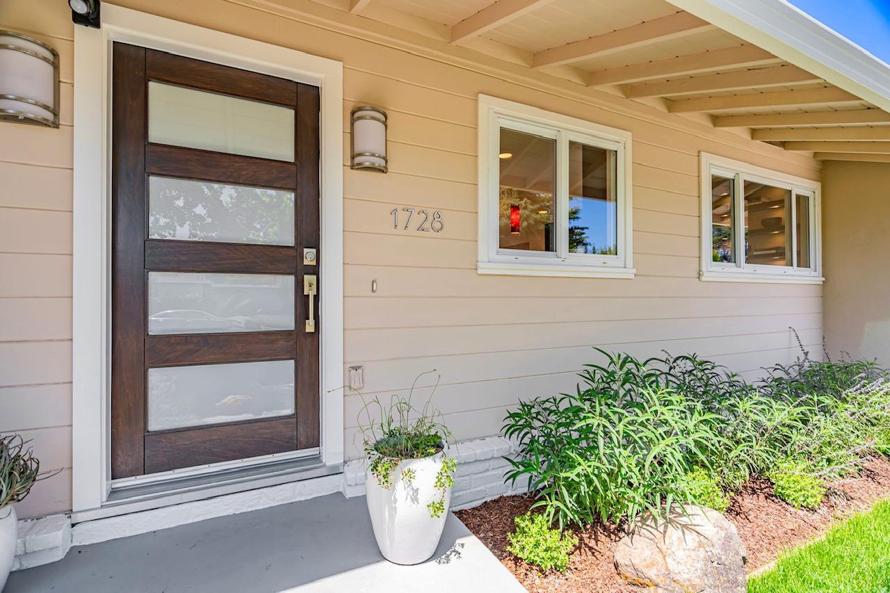 Property Photo: 1728 Peartree Lane CA 94040