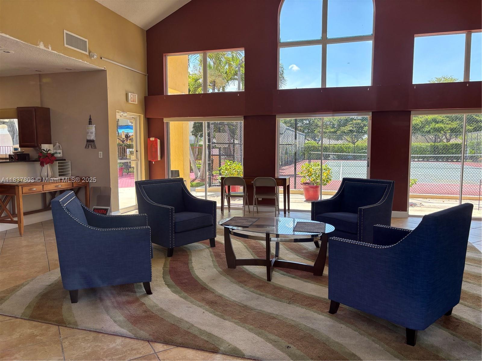 Property Photo: 7640 Westwood Dr 406 FL 33321