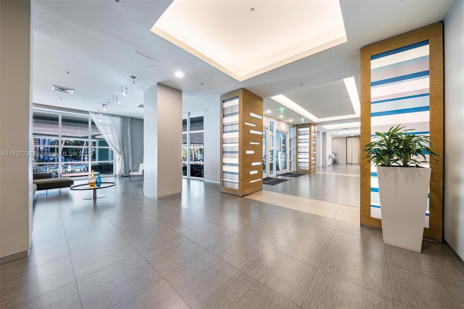 Property Photo: 1900 N Bayshore Dr 4111 FL 33132