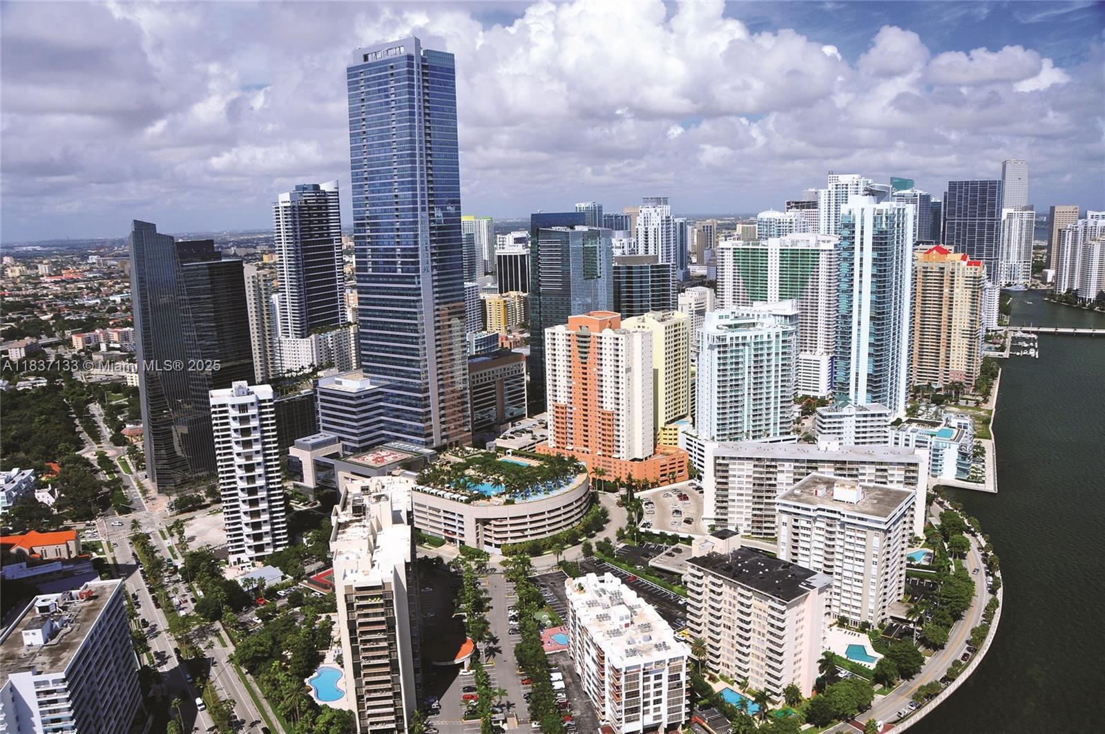 Property Photo: 1435 Brickell Ave 3106 FL 33131