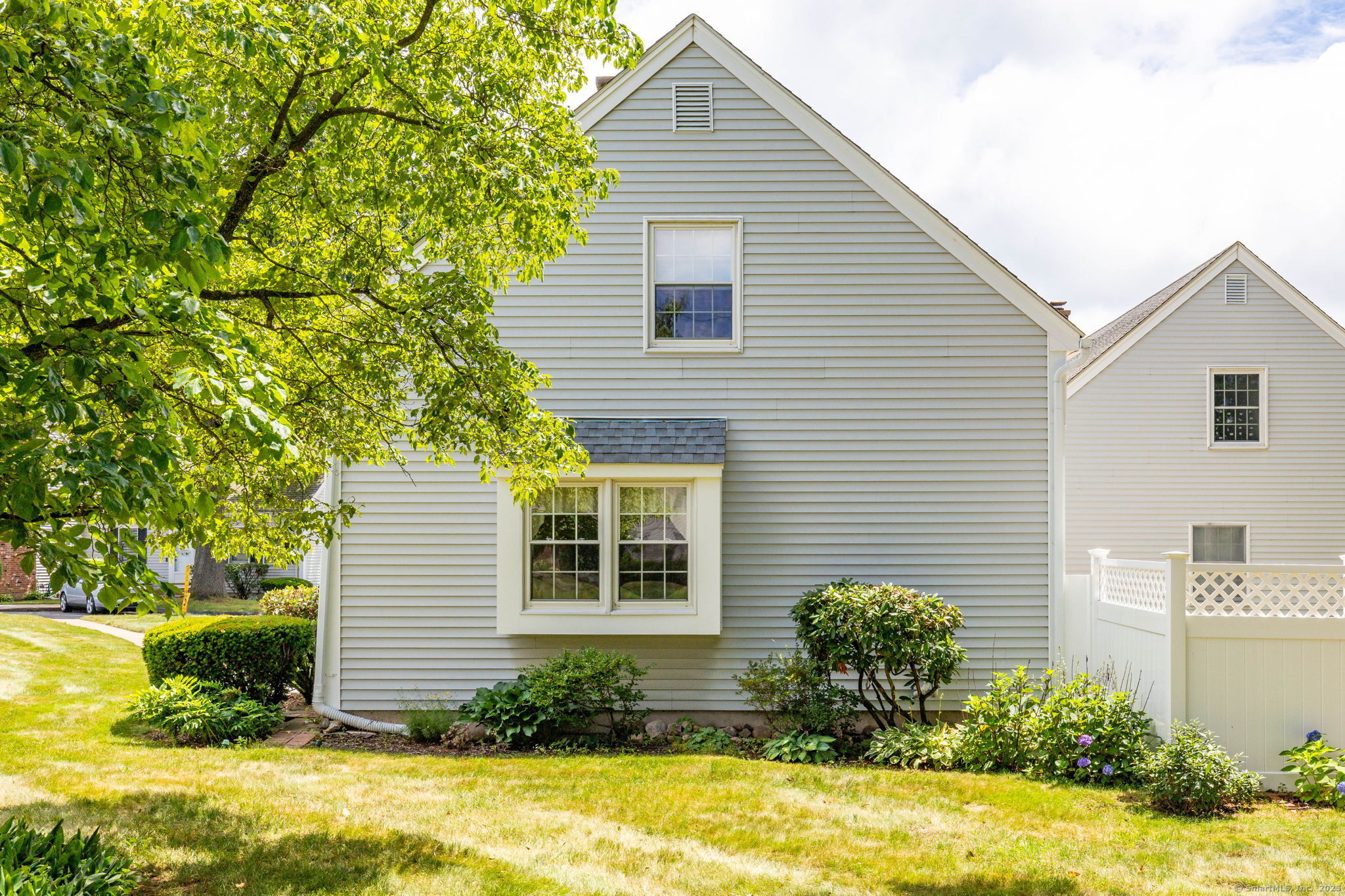 Property Photo: 102 Wetherell Street Apt 1 CT 06040