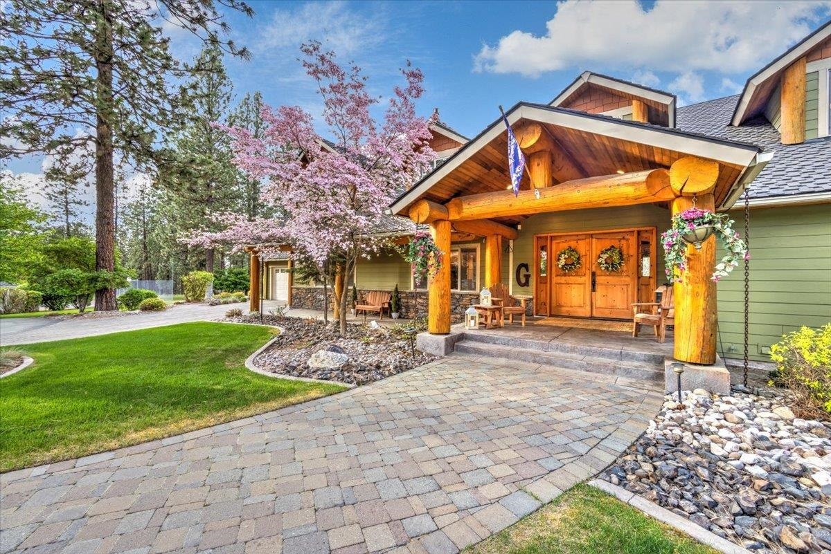 Property Photo: 3222 S Conklin Rd WA 99016