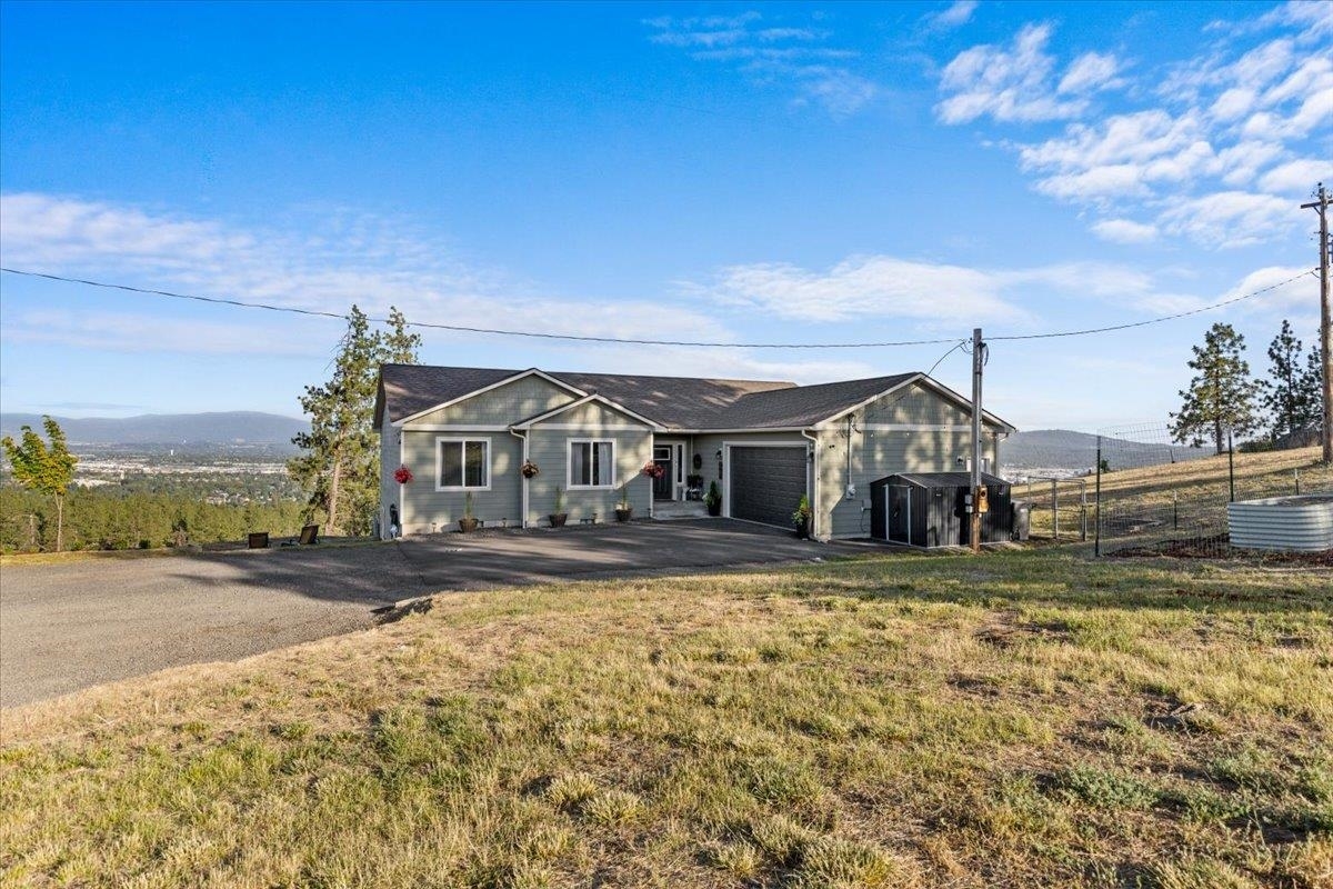 Property Photo:  6628 E Valley Springs Rd  WA 99217 