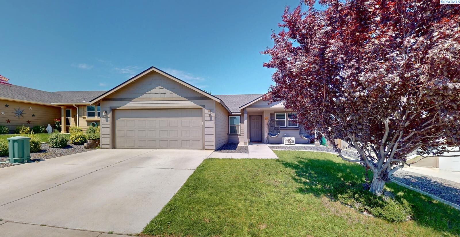 Property Photo: 9336 W 7th Place WA 99336-2634