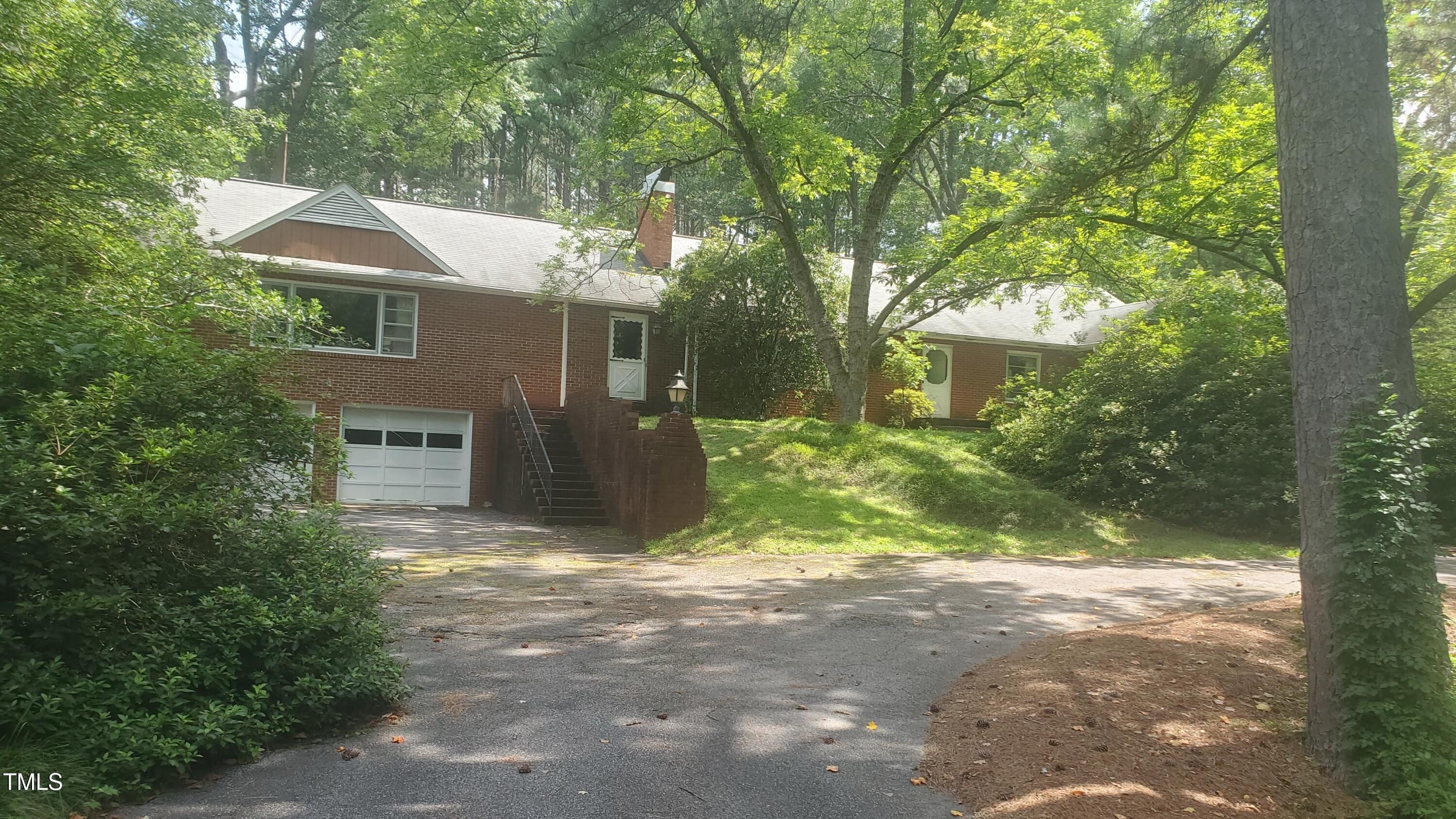 Property Photo: 303 Holland Road NC 27526