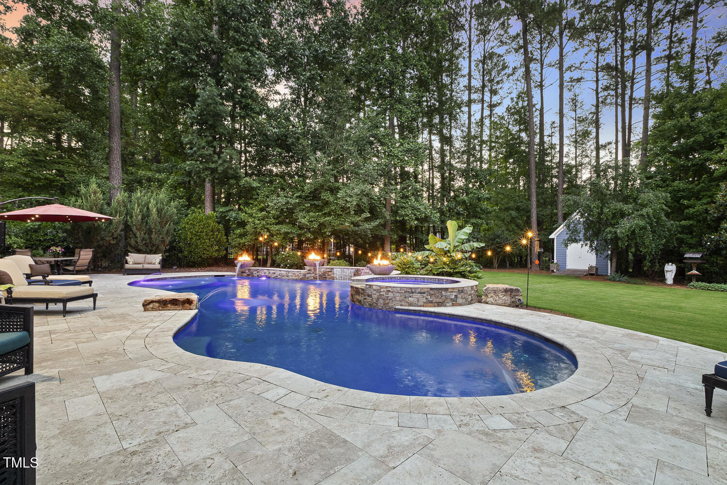 Property Photo: 7212 Duncans Ridge Way NC 27526