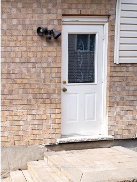 Property Photo: 380 Georgian Drive Bsmt ON L4M 7B6