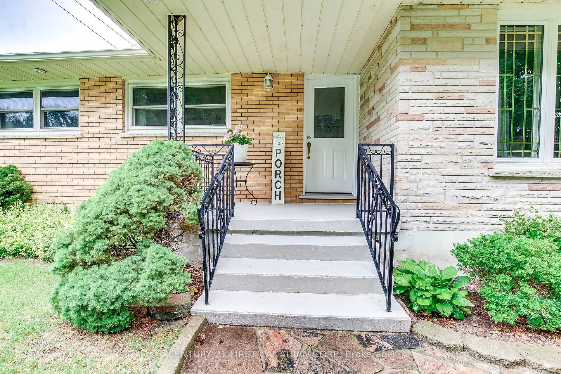 Property Photo: 353 Adelaide Street ON N7G 2W2