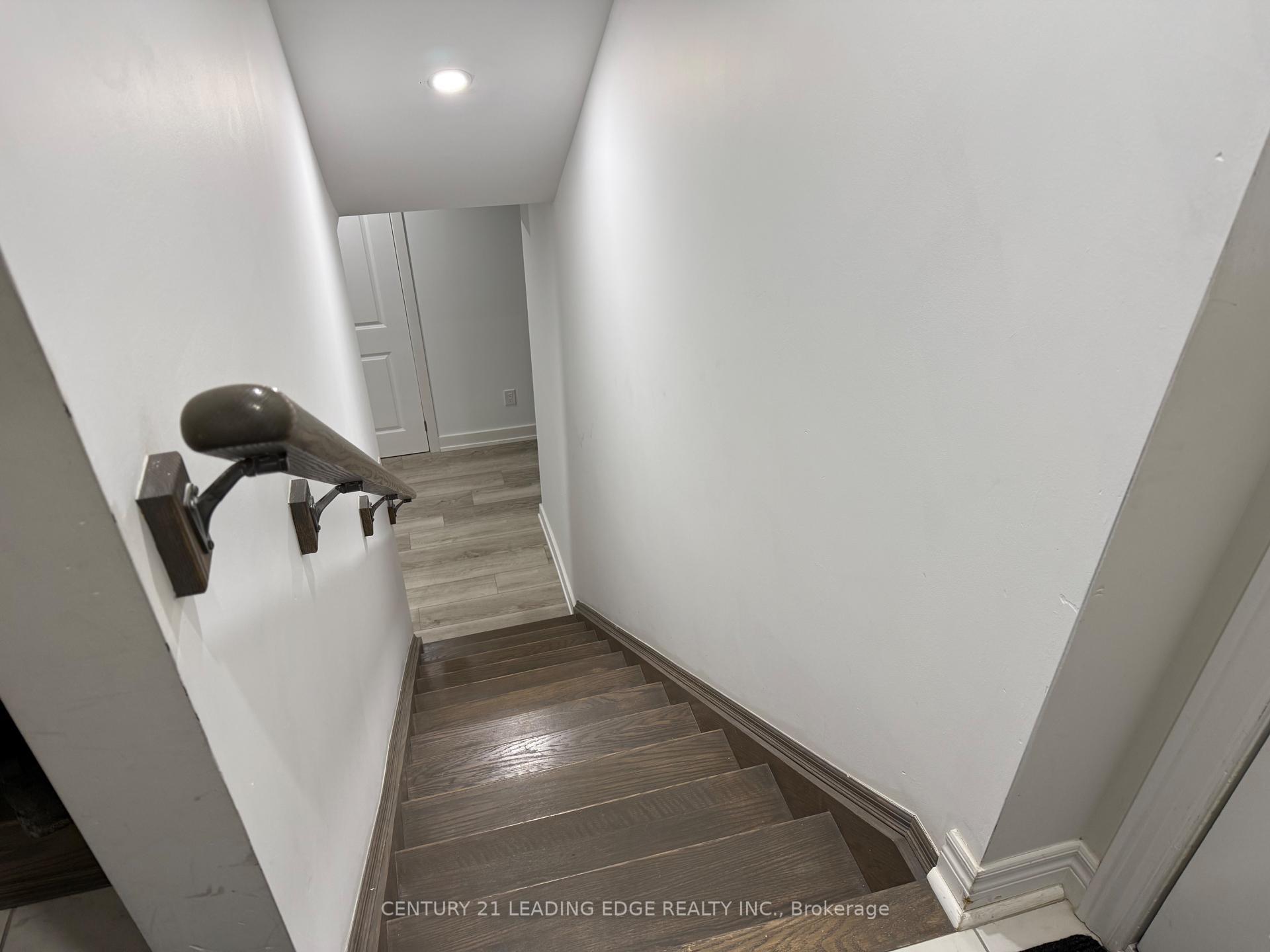 Property Photo:  26 Buttonleaf Crescent Bsmt  ON L4A 4P5 