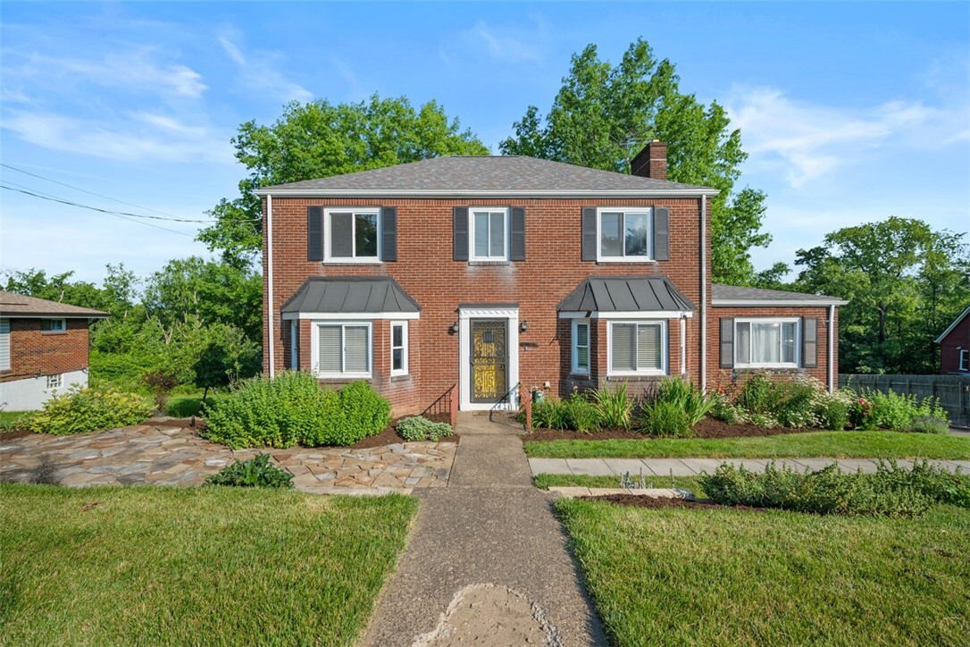 Property Photo:  7604 Tyler Rd  PA 15147 