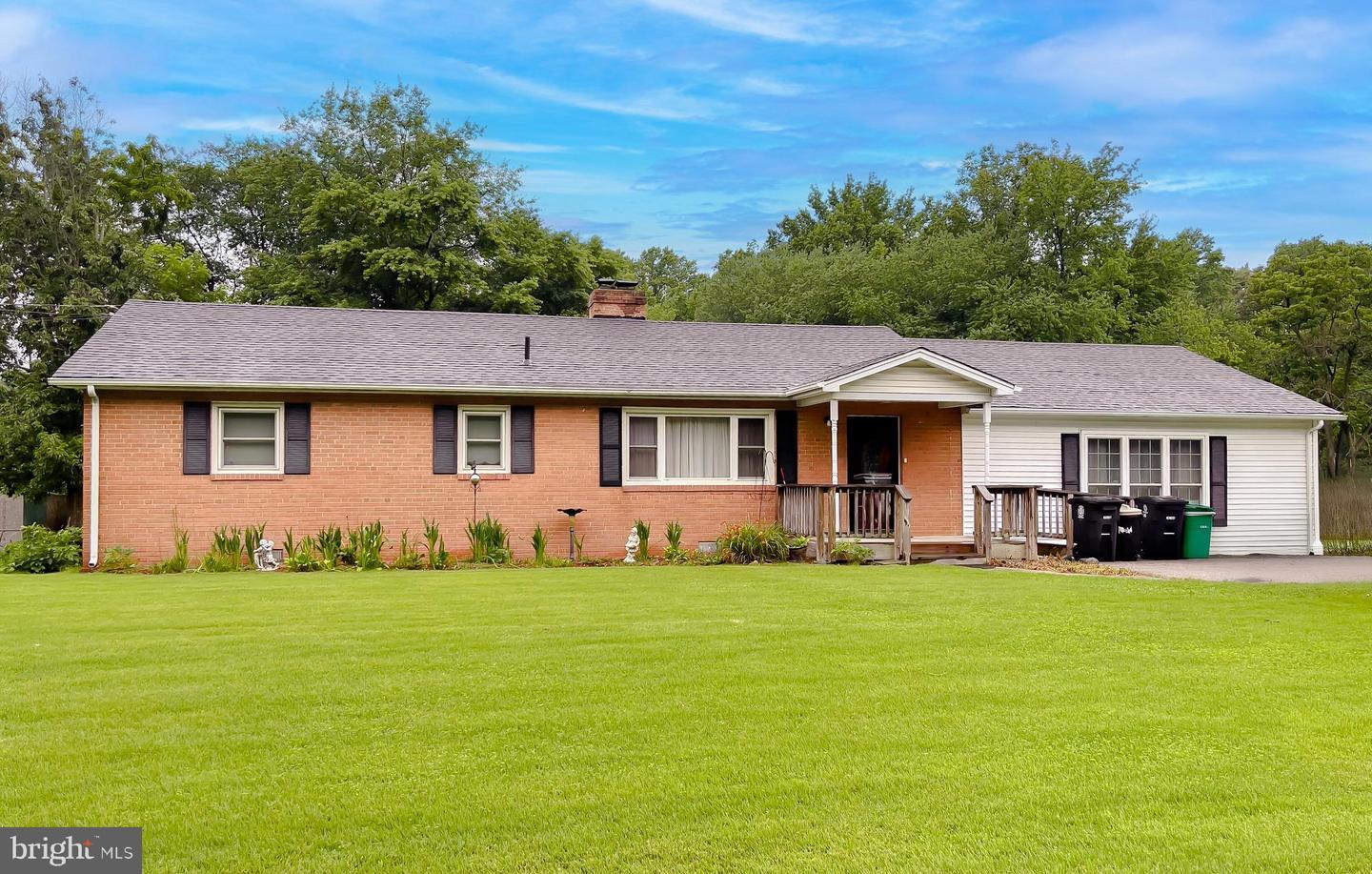 Property Photo: 10521 Tippett Road MD 20735