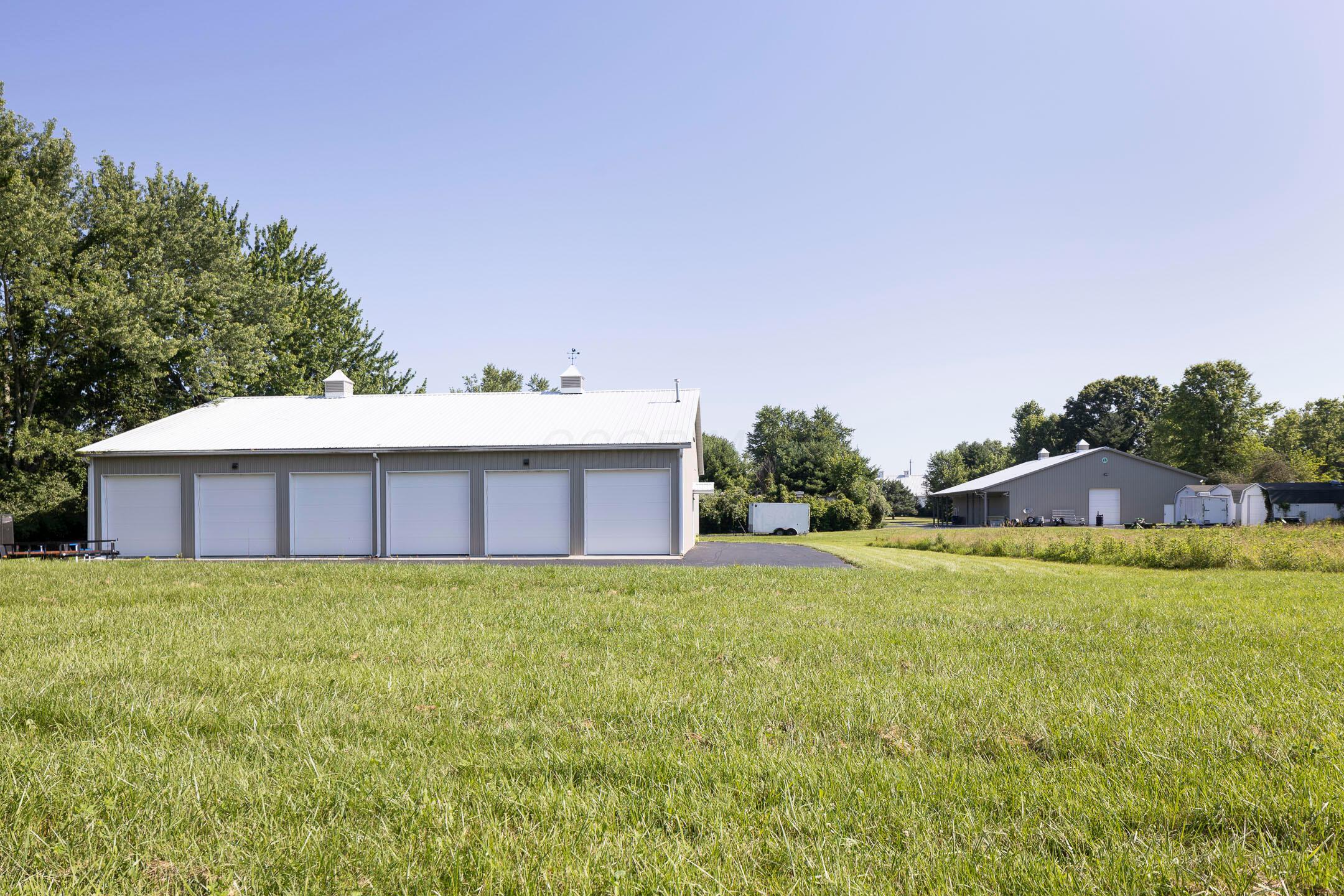 Property Photo: 7585 Morse Road OH 43054